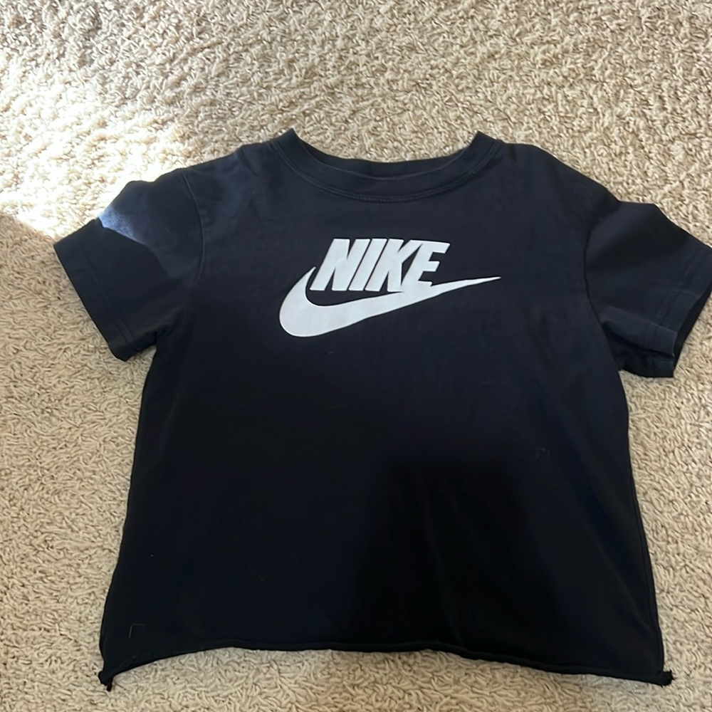 kids nike tee size large